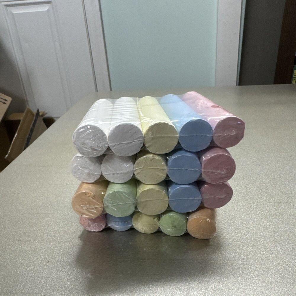 Sidewalk Chalk 20 Piece 5 different colors red, white, blue, yellow, orange, etc
